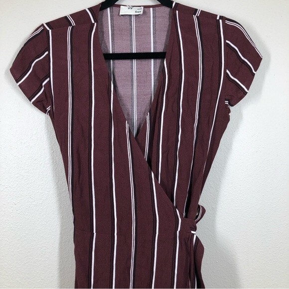Aritzia Wilfred Free Jessa Wrap Dress Midi Striped Maroon Black XS - Picture 3 of 9